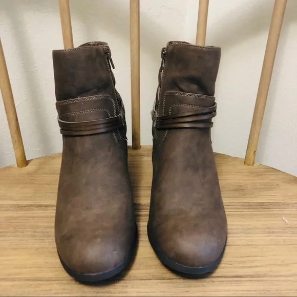 New Madden Girl Denice Strappy Boots in Women’s Size 10 - Picture 3 of 10